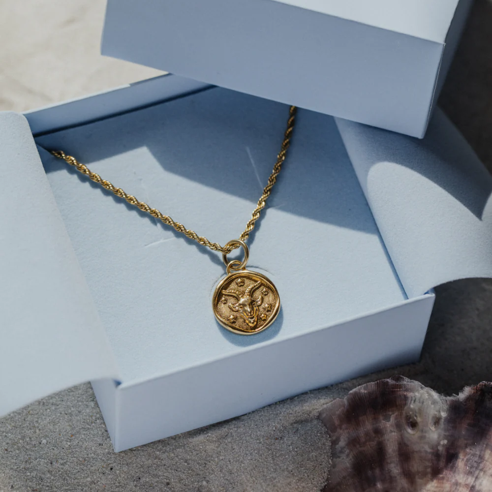 Capricorn Charm Gold - Image 3