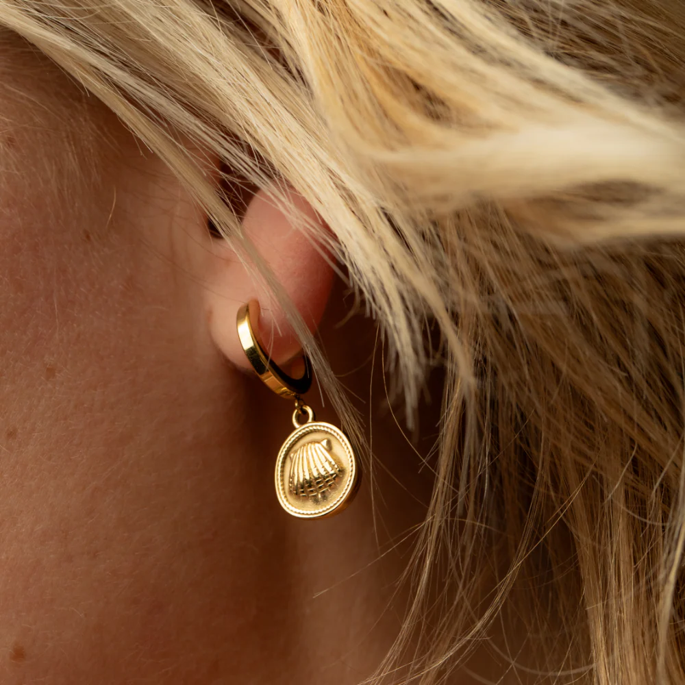 Scallop Coin Ohrring Gold - Image 2