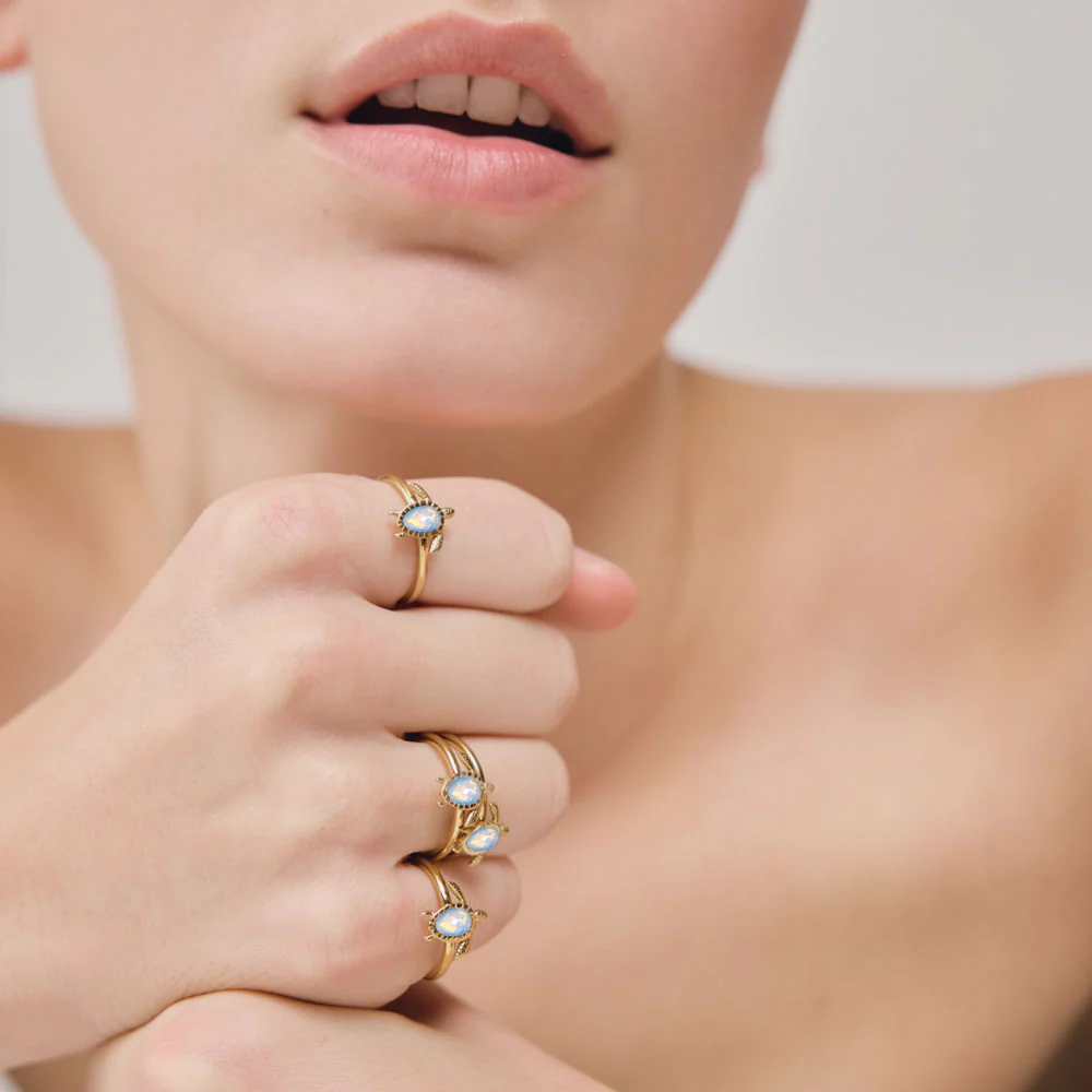 Turtle Ring White Breeze Gold - Image 7